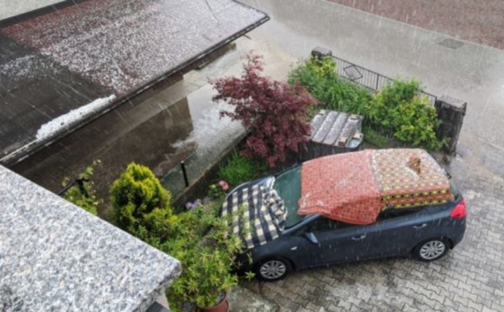 Viharkár ellen védje gépjárművét cascoval!